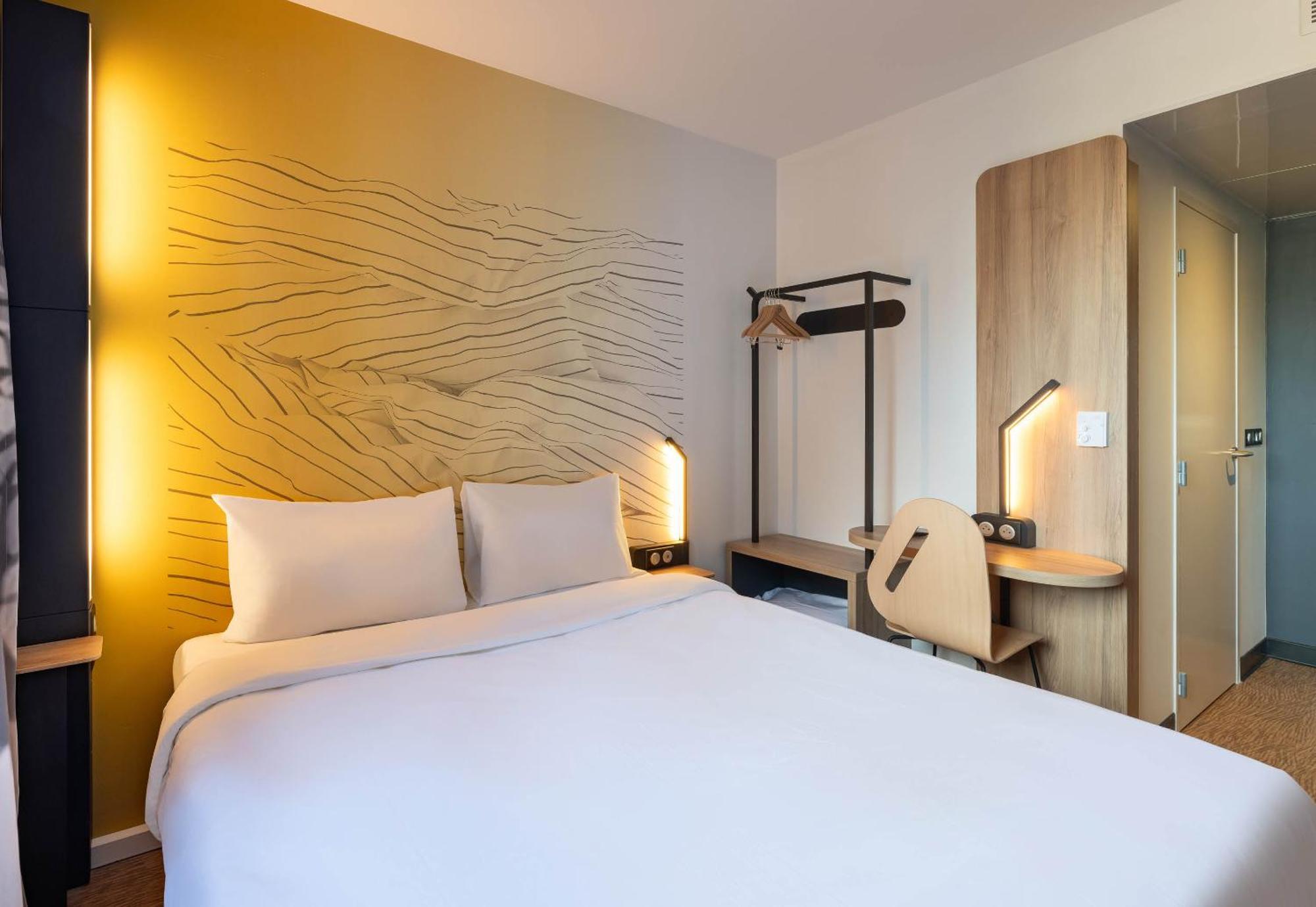 B&B Hotel Massieux Genay Genay  Eksteriør bilde